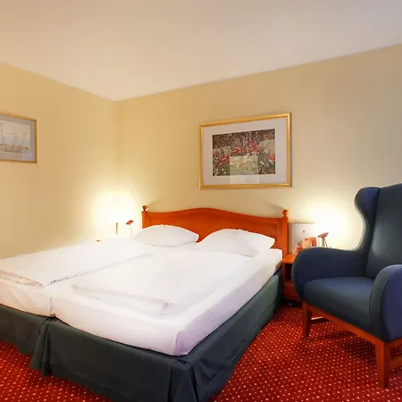 Invite An Der Kaiserburg 3*