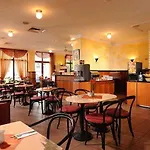 Hotel Invite An Der Kaiserburg 3*
