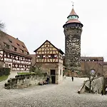 Invite An Der Kaiserburg Szálloda