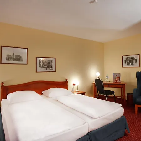Azimut Hotel 3*