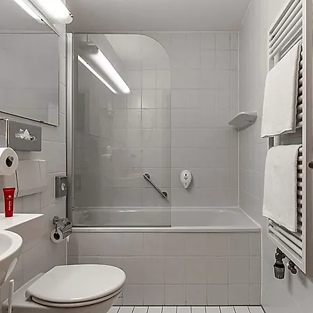 Azimut 3* Nürnberg