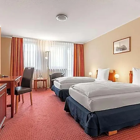 Hotel Azimut 3*