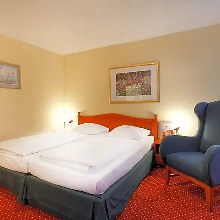 Hotel Azimut 3*