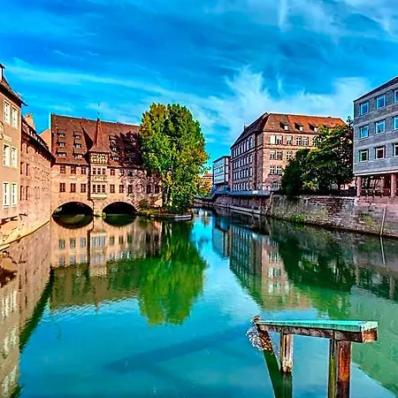 Invite An Der Kaiserburg Отель