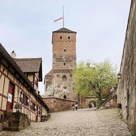Hotel Invite An Der Kaiserburg 3*